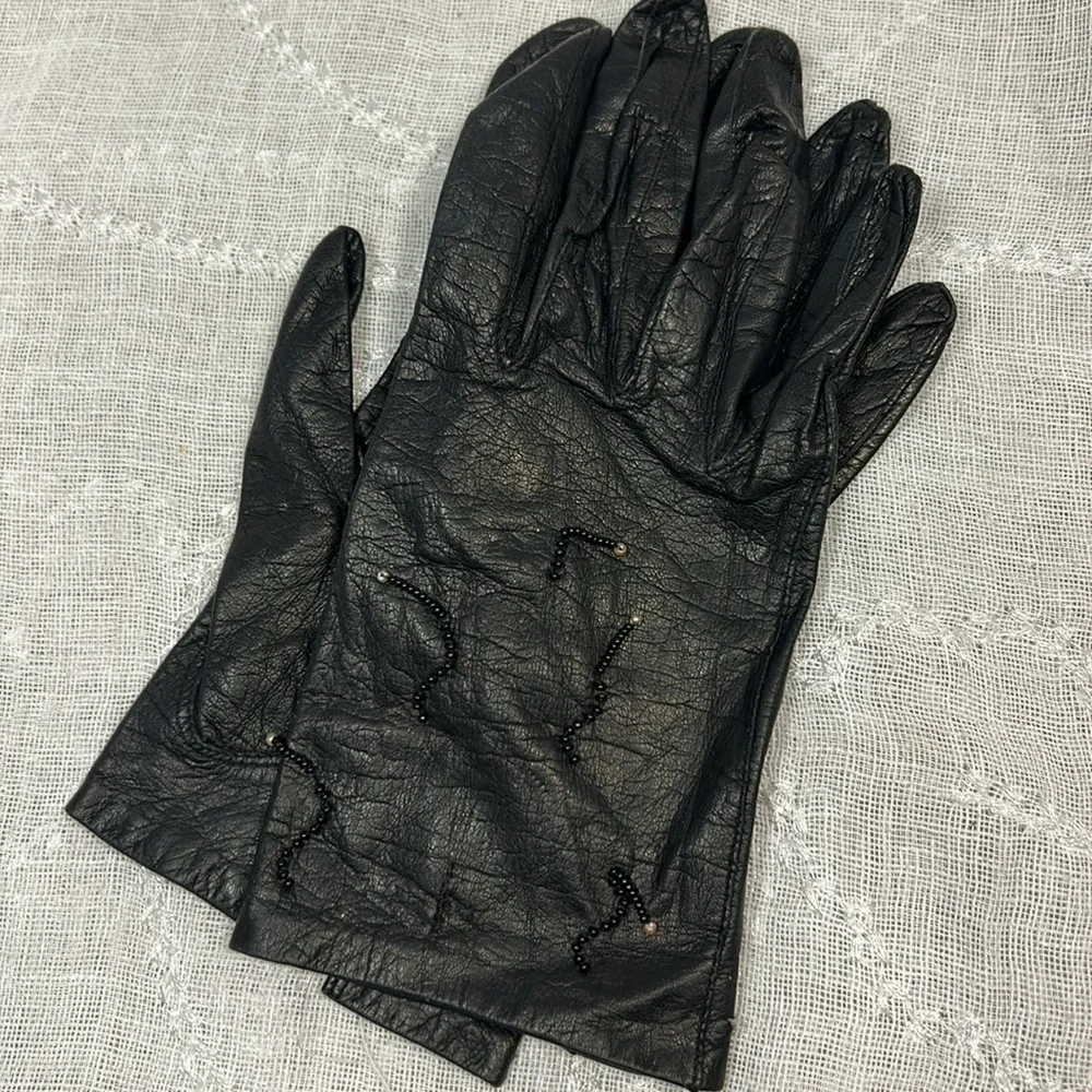Vintage Regency for Alexander’s made in Italy leather gloves with beaded details